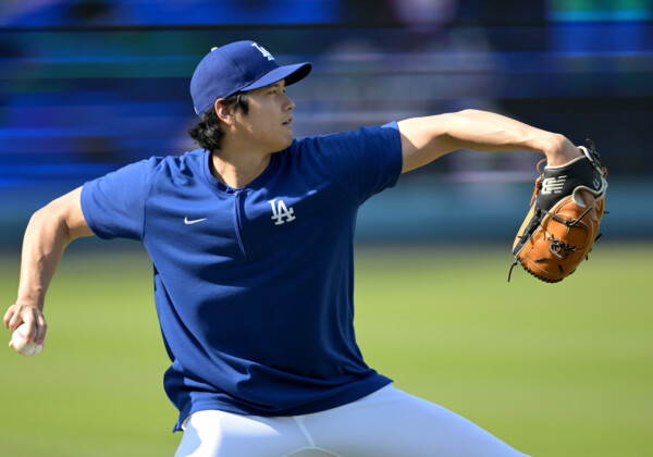 球団トップが大谷翔平のプレーオフでのリリーフ登板プランを完全否定（写真：USA TODAY Sports/ロイター/アフロ（写真・AP/アフロ）